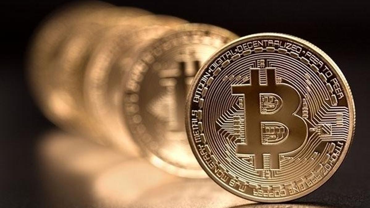 Tarihte ilk kez oldu! Resmi para birimleri artık Bitcoin oldu - Dünyadan  Haberler
