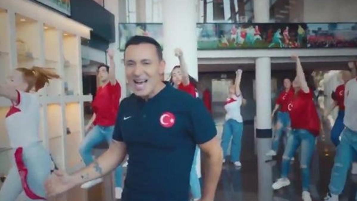 A Milli Takım Euro 2020 şarkısı gündemde! Mustafa Sandal Milli Takım şarkısı sözleri (Bizim Çocuklar)