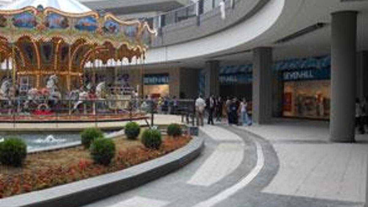 Atakent’in Tek Alışveriş Merkezi ArenaPark Açıldı