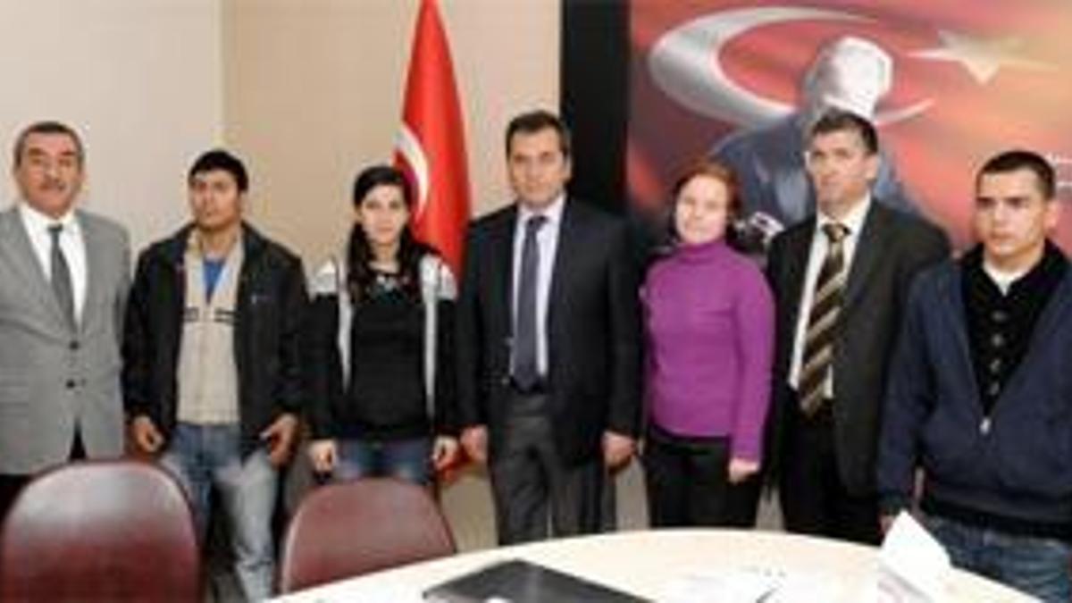 İntihar girişiminden devlet memurluğuna
