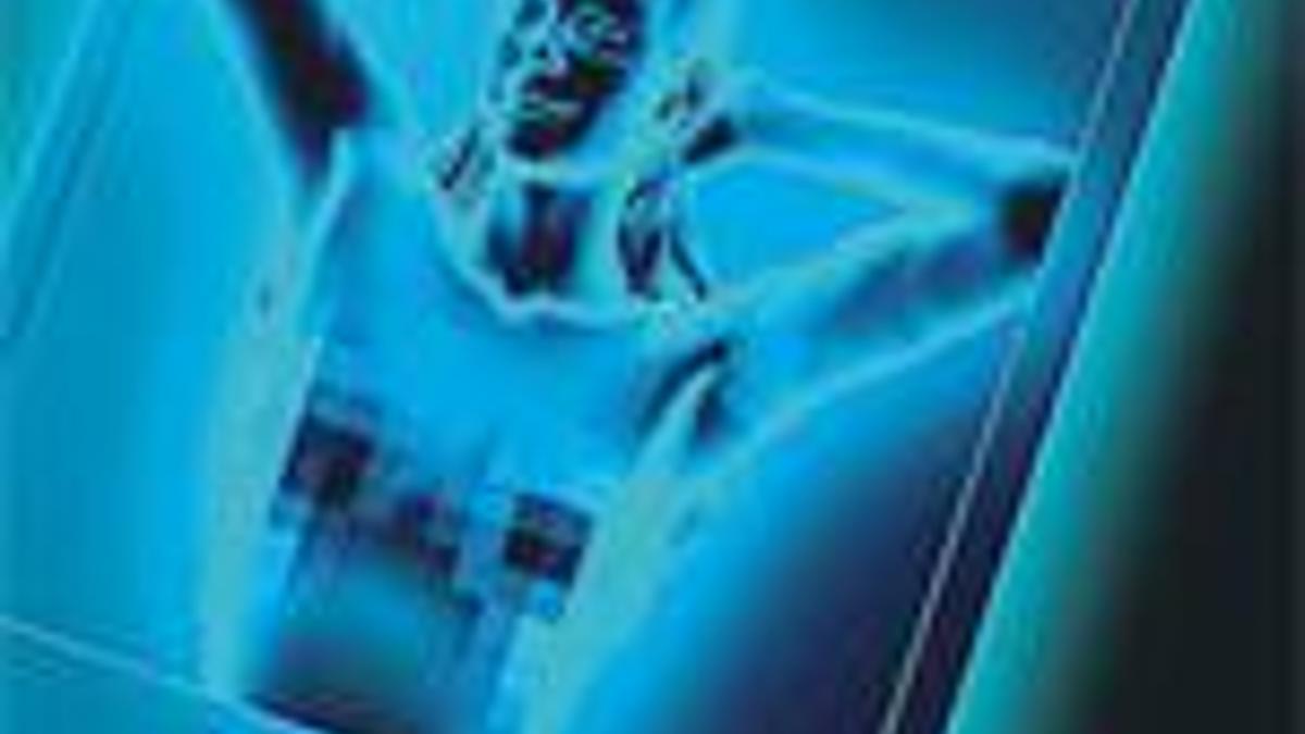 Çıplak gösteren gözlük