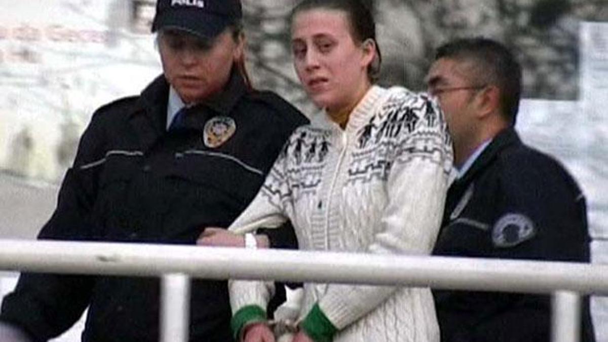 Anneden 4 aylık bebeğine işkence!