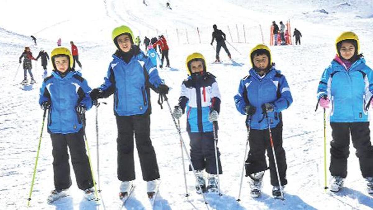 Taş atma kayak yap!