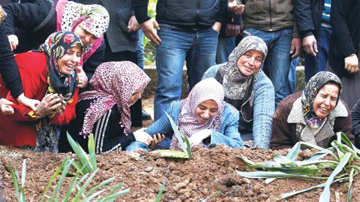 Dürüm satmak için okulu kırıp sınıra gitmişti!