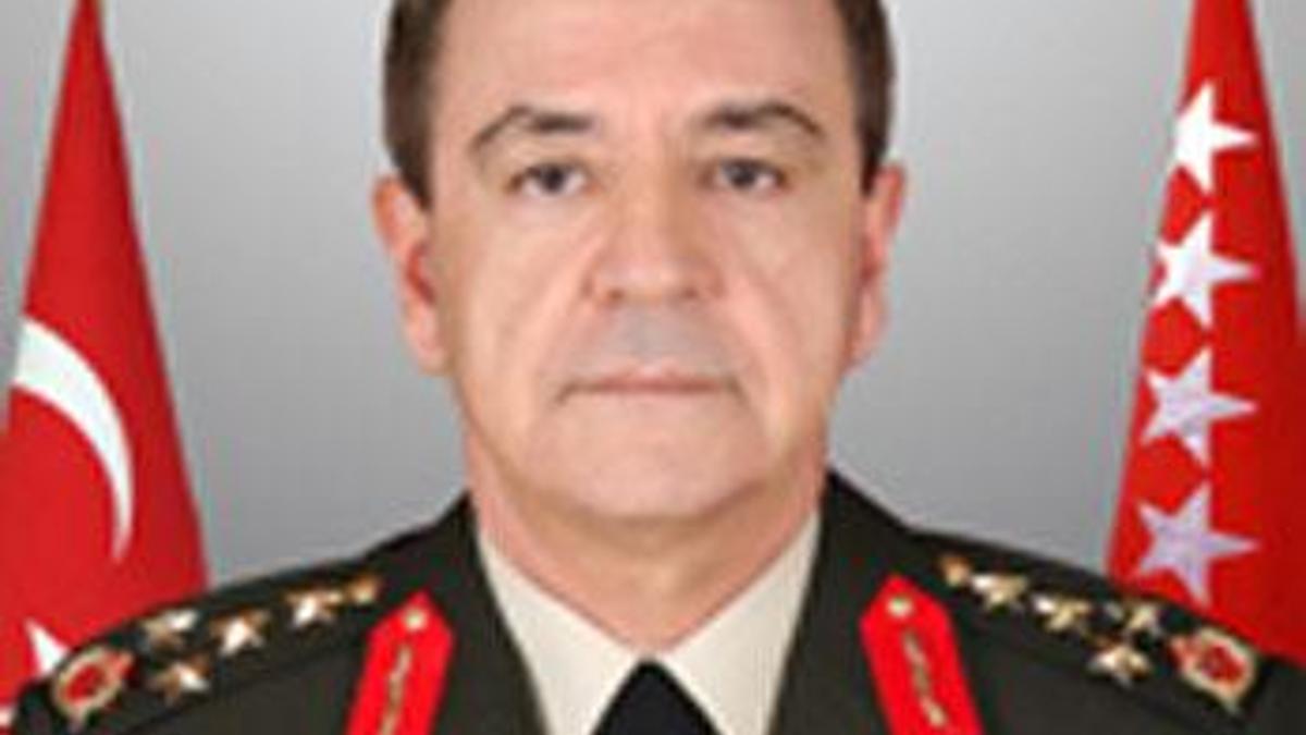 O komutan tarihe geçecek!