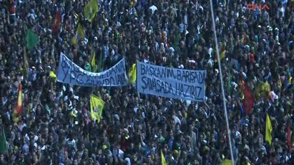 Dikkat çeken pankart!