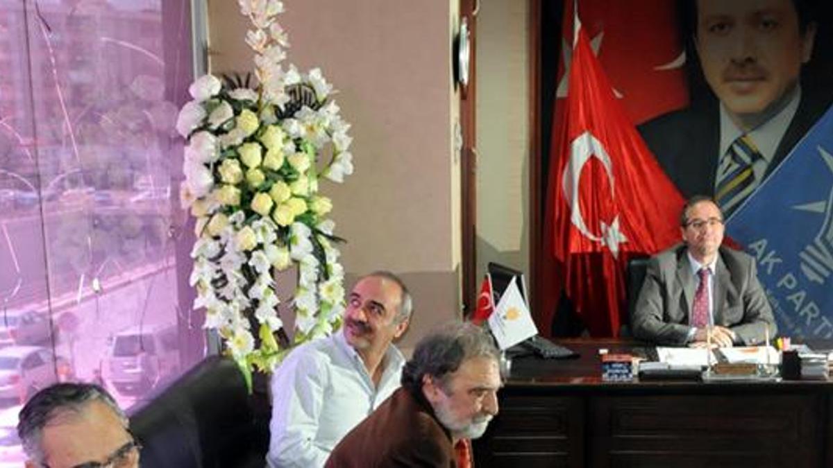 'İbret olsun diye mi ?'