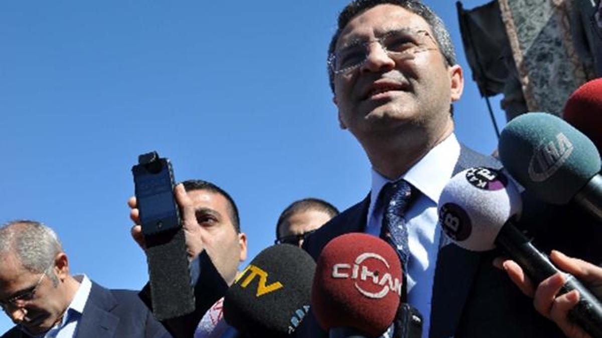 'En çakma tören!'