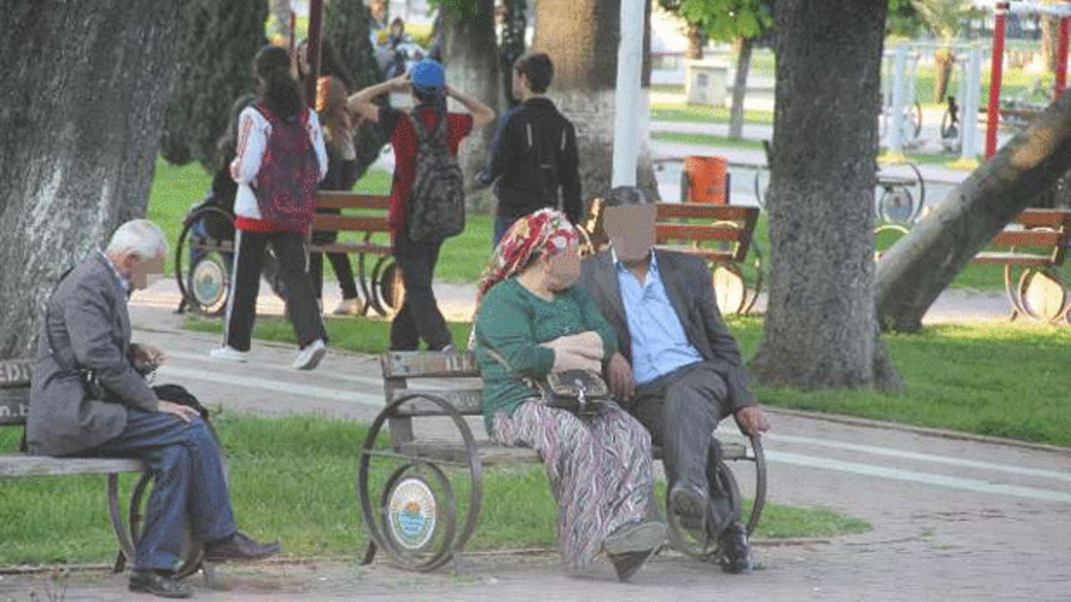 Güpe gündüz fuhuş pazarlığı!
