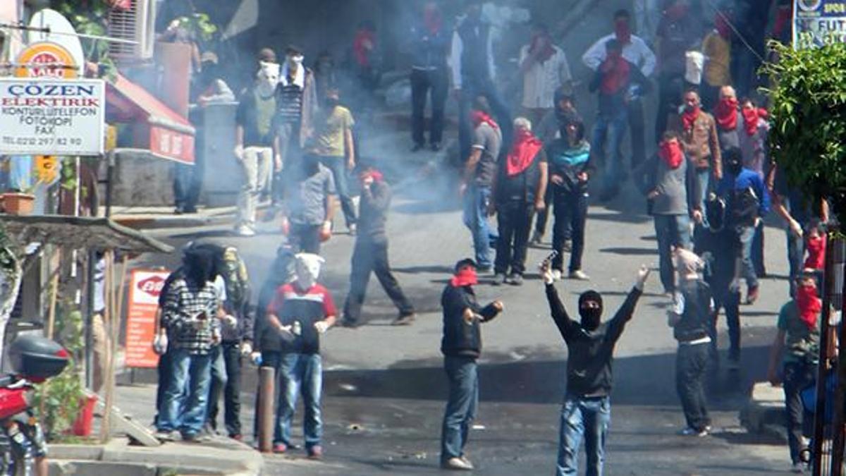 'Dağılın yoksa dağıtırız!'