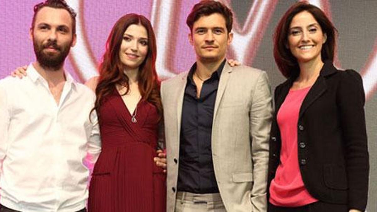 Dünya starıyla oynayacak!