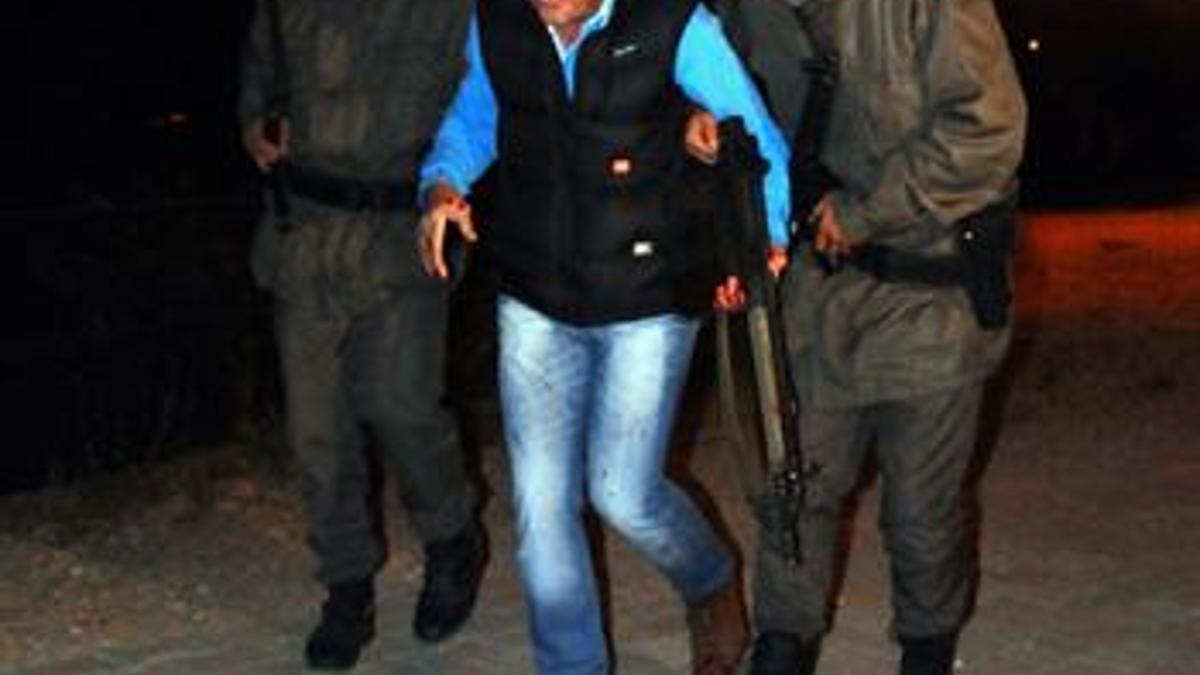 Polisin gazı yarbayı yaraladı!