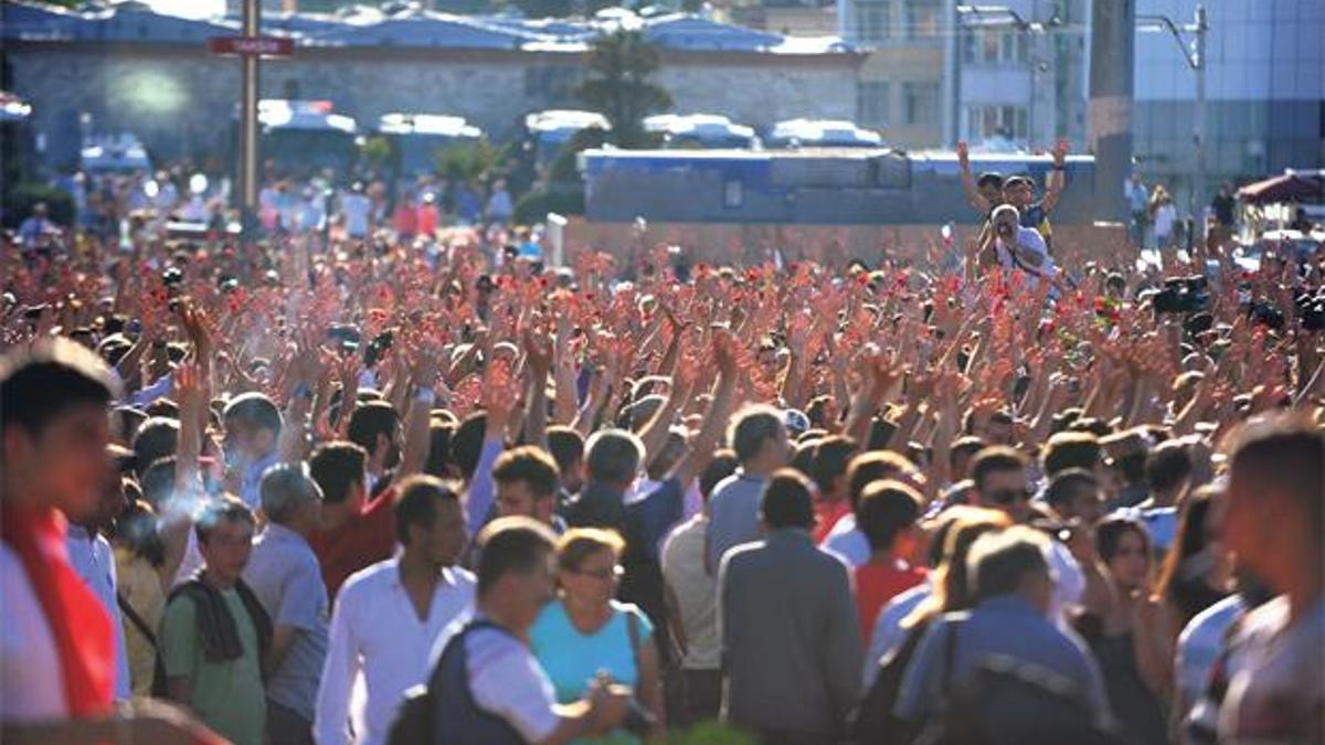 Karanfile tazyikli su ve gaz!