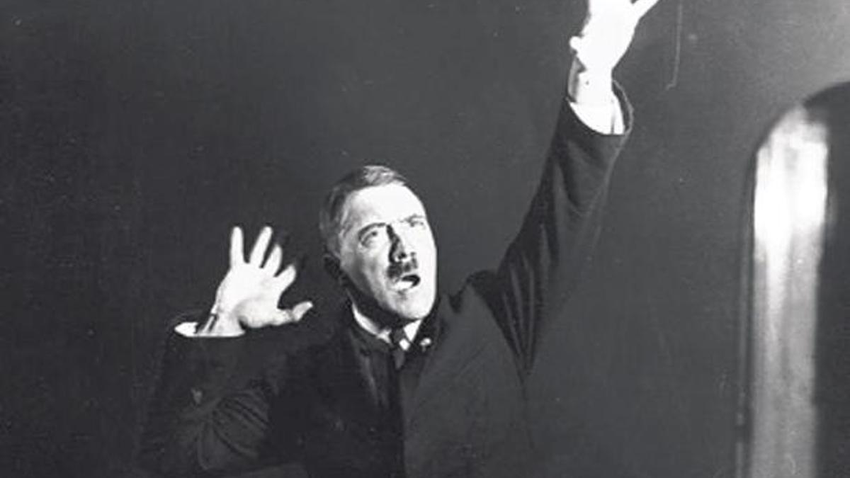 Hitler'in nutuk talimi!