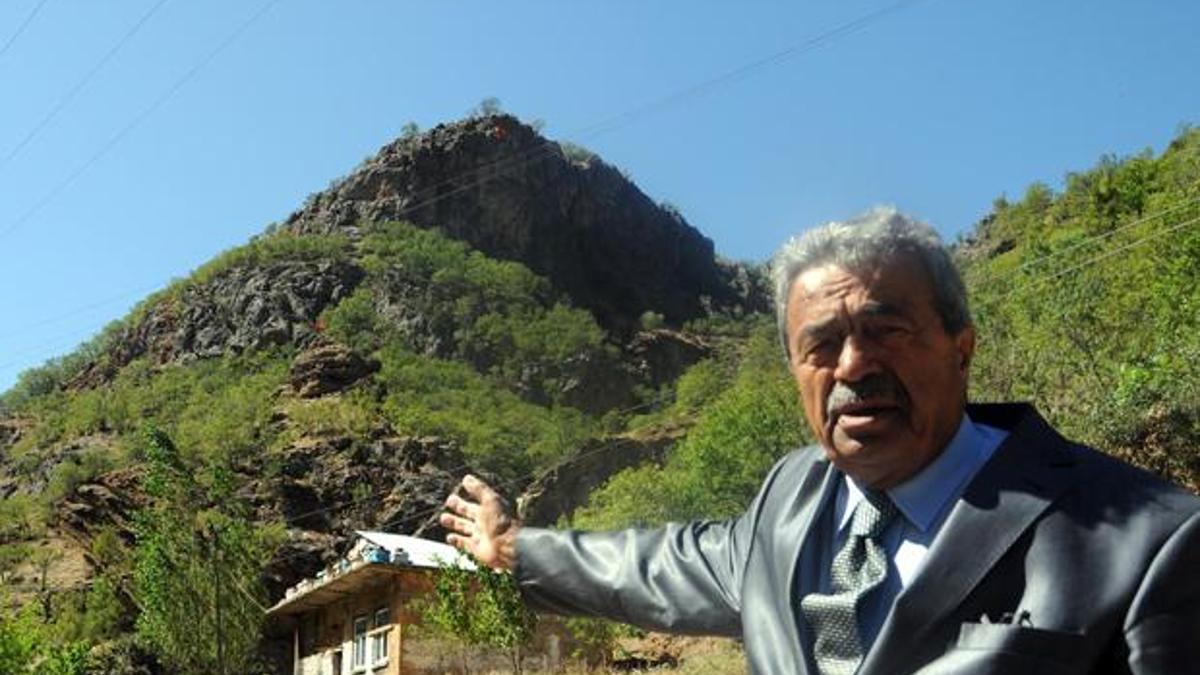 'Buradaki bayrakları neden indiremiyorlar?'