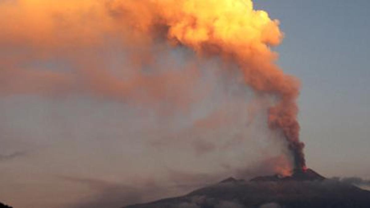Etna harekete geçti!