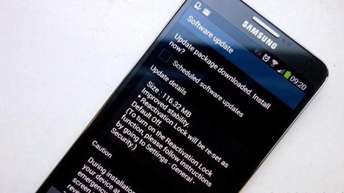 Samsung, Galaxy Note 3 için bir güncelleme daha yayınladı