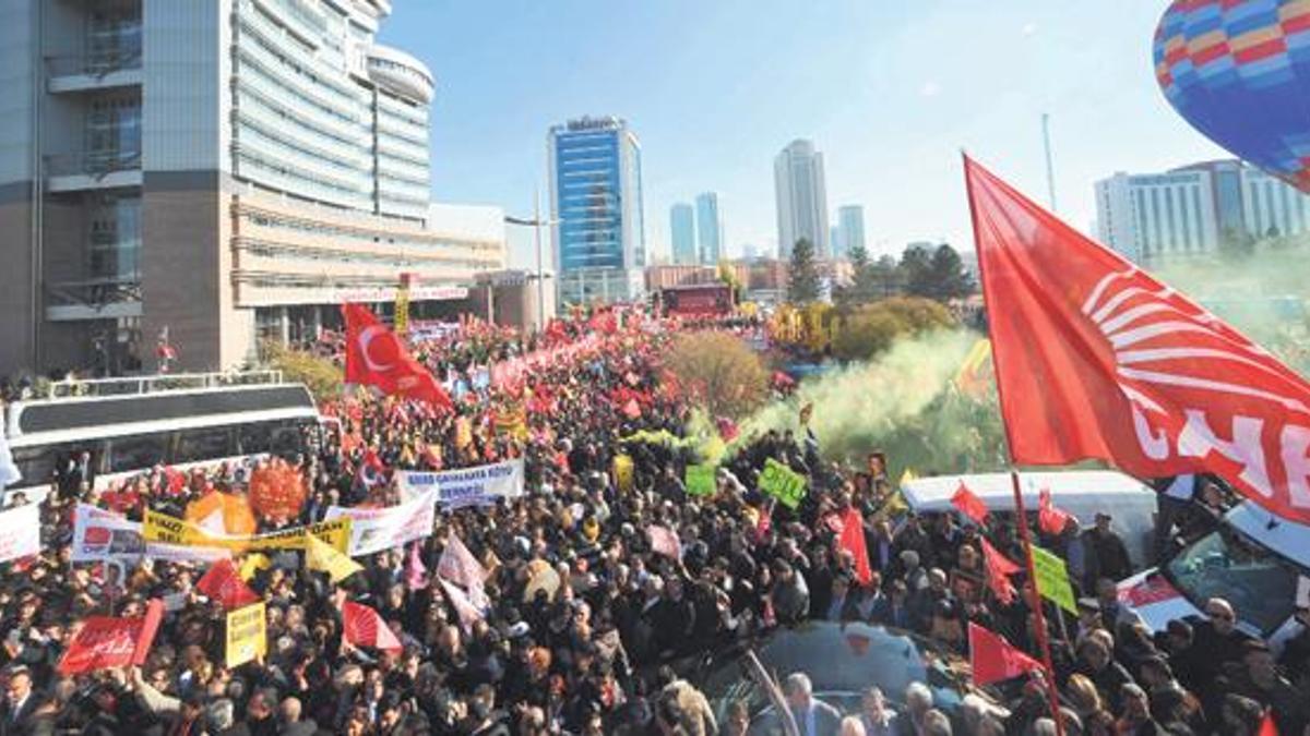CHP’de Sarıgül şov!