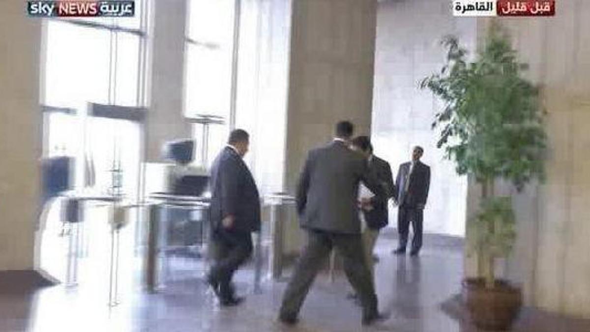 Büyükelçimizi kovdular!