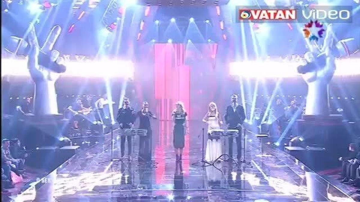 Hadise, Gündeş'e destek mi oldu?