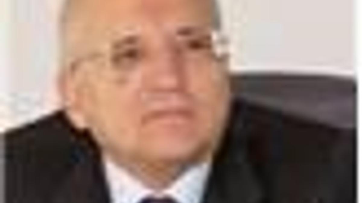 Ertuğrul Günay istifa etti