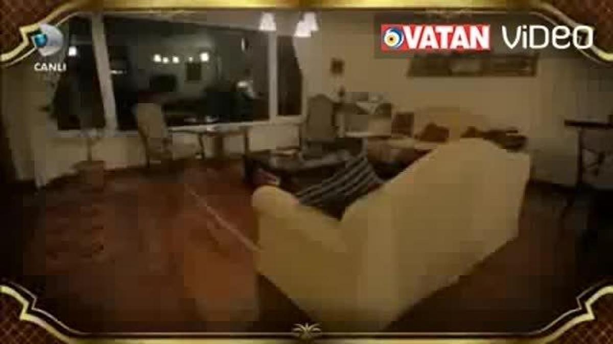 '3 Adam' kırdı geçirdi!