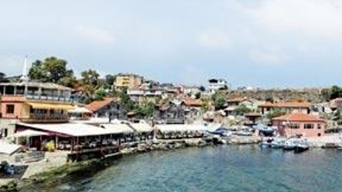 Kıvanç Tatlıtuğ'un Oteli