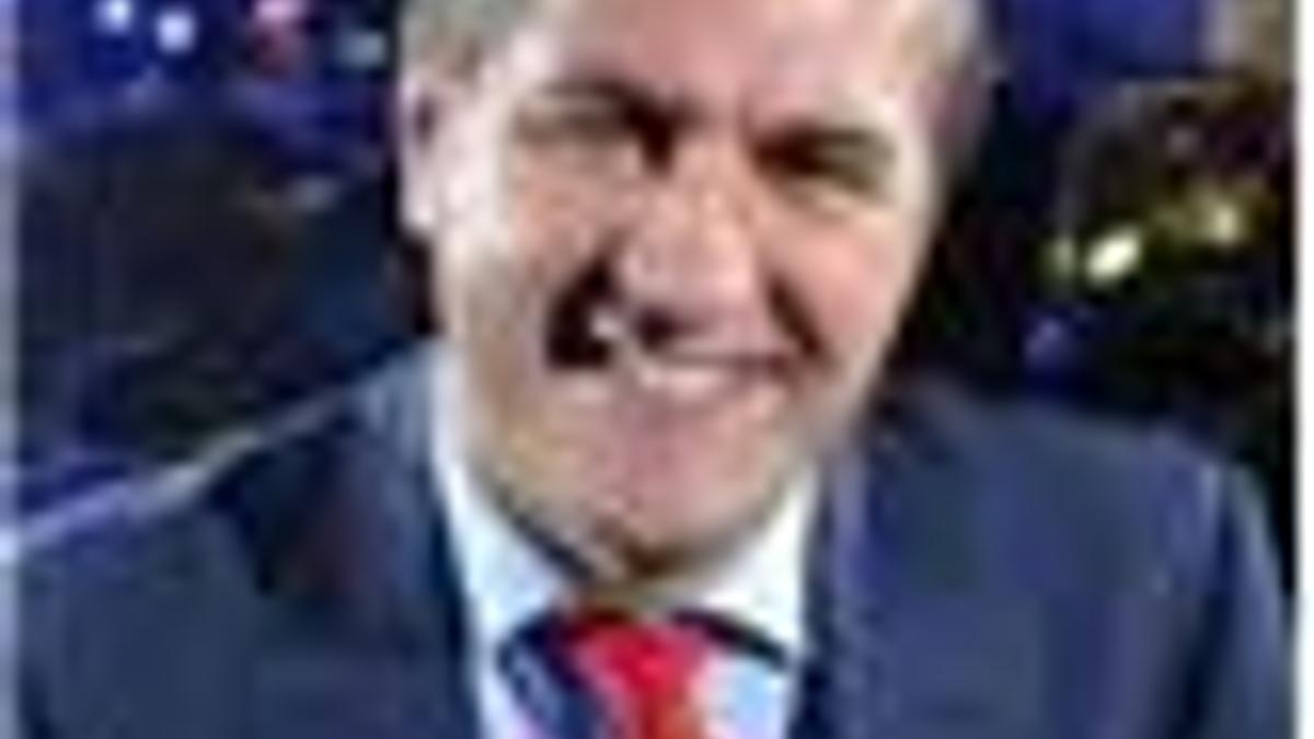 'Elimde tapeler var'