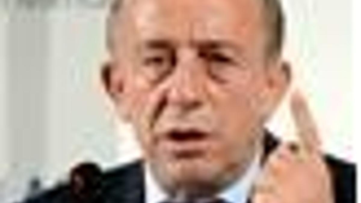 Ağaoğlu'ndan 'Zekeriya Öz' açıklaması