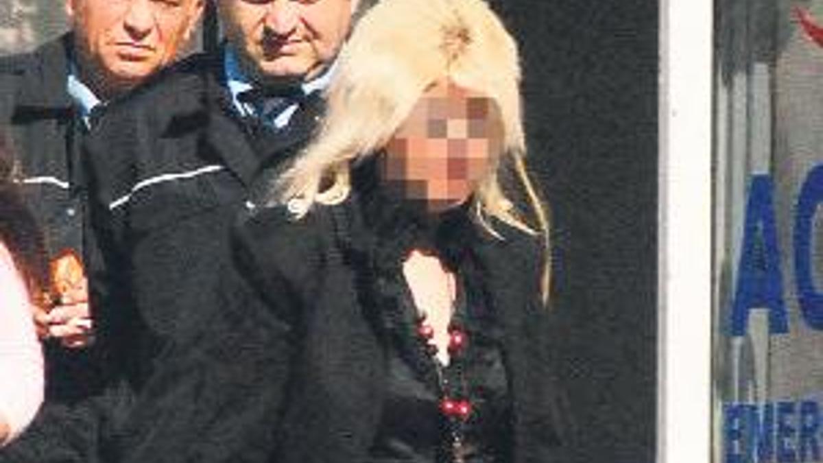 Bebeğini ölüme terk edip tatile gitmenin sonucu...