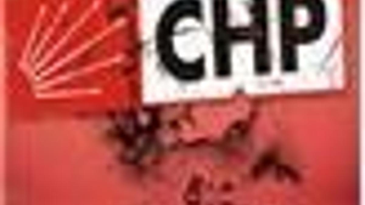 CHP'de üç istifa daha!