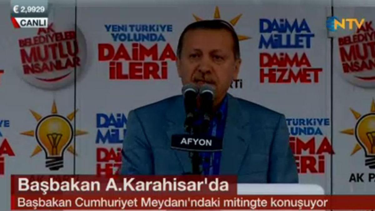 'Gece yarısı kaldırıp beddua ettiriyorlar'