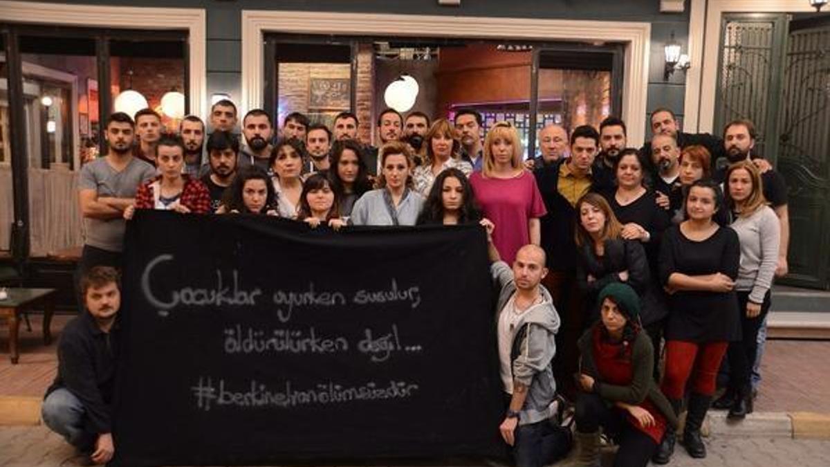 'Yalan Dünya' Berkin için toplandı