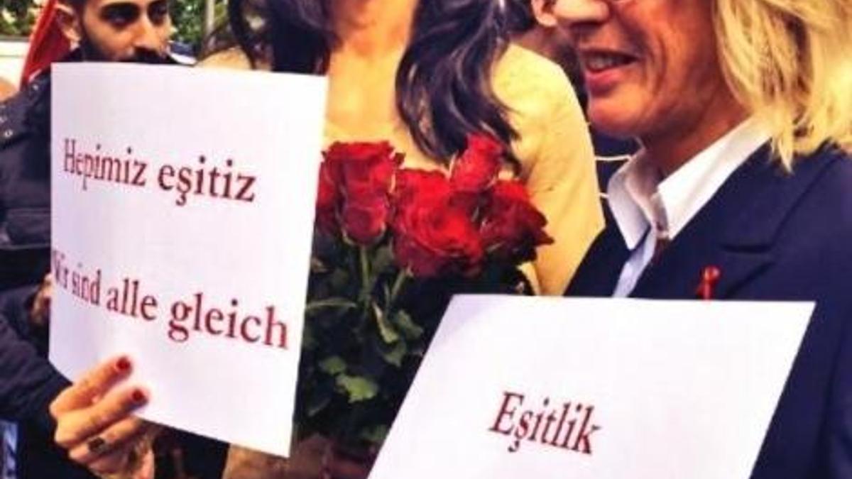 O da Erdoğan'ı protesto etti!