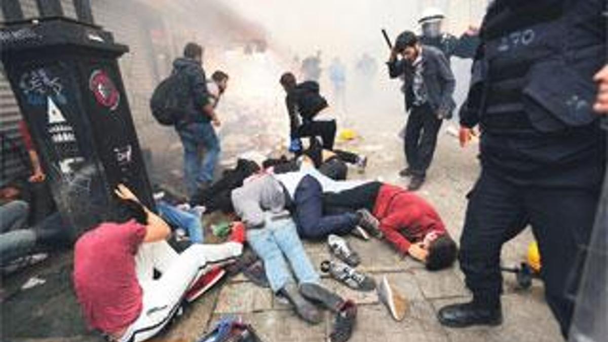 Gezi’ye yıldönümü kuşatması!