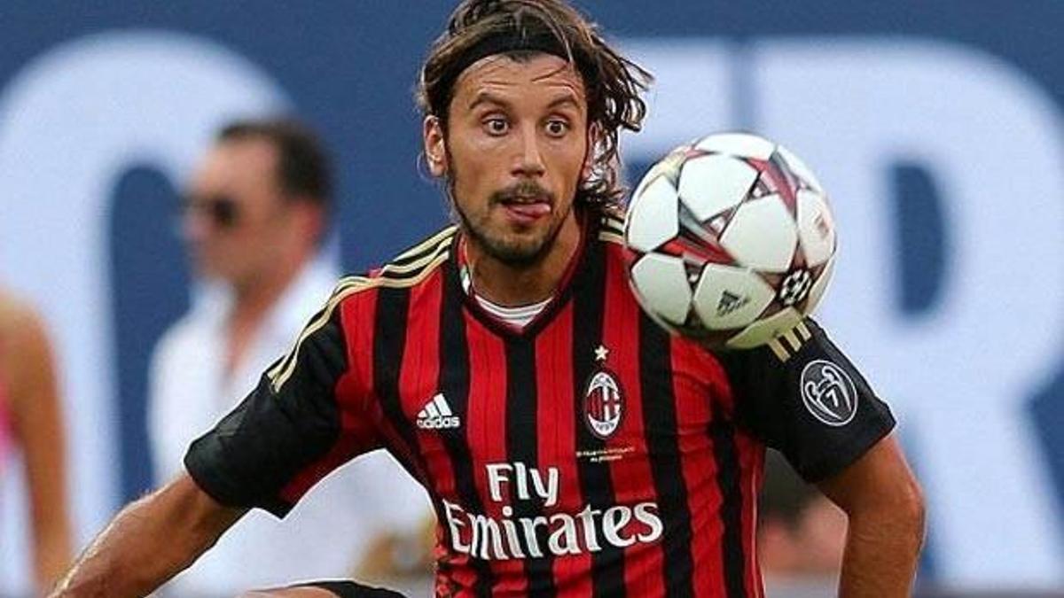 Milan'dan Balıkesirspor'a geldi!