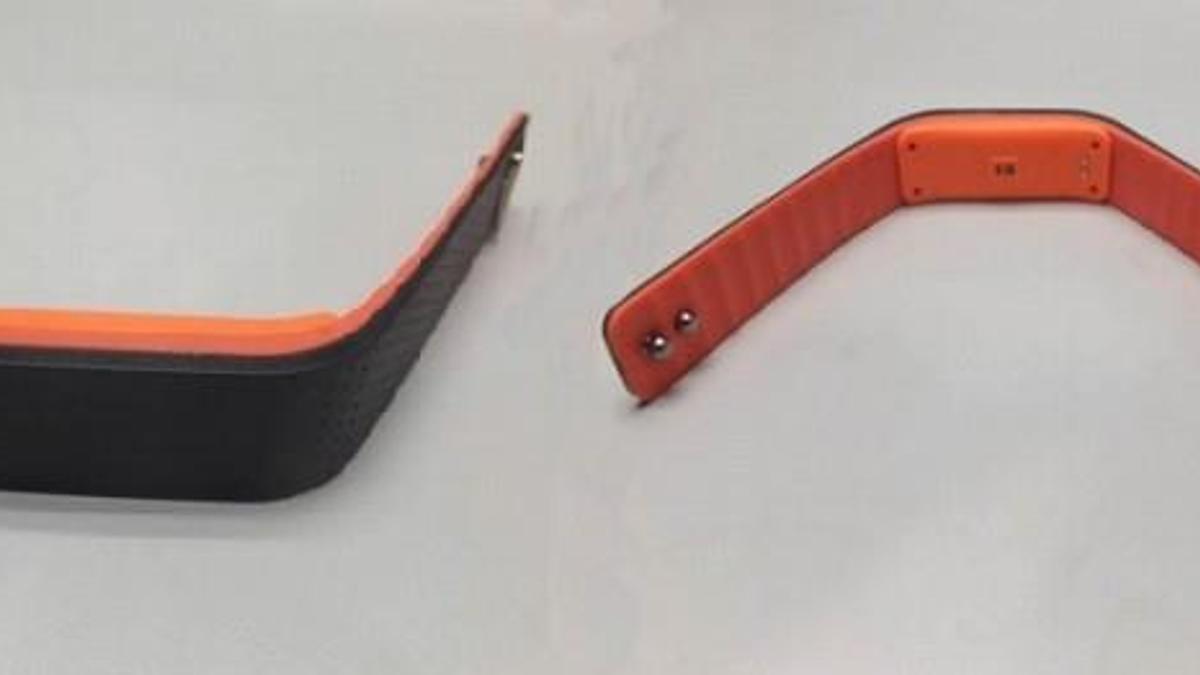 Lenovo'dan akıllı bileklik geliyor