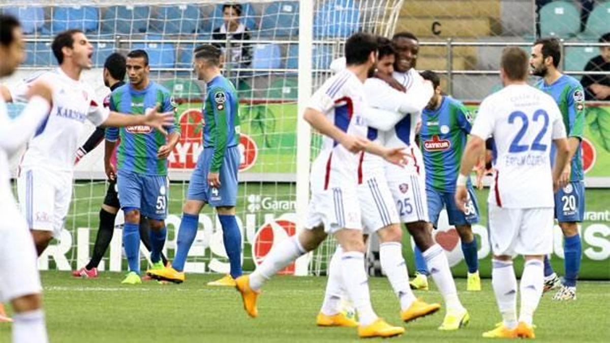 Karabükspor Rize'de patladı!