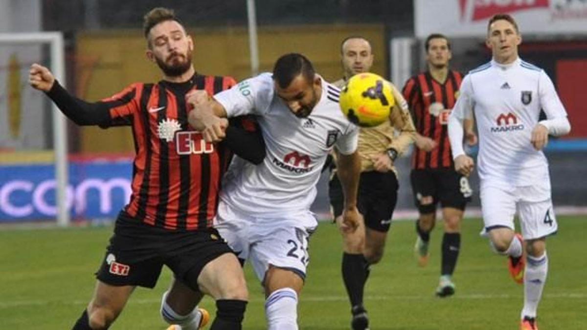 Başakşehir Semih'le esti