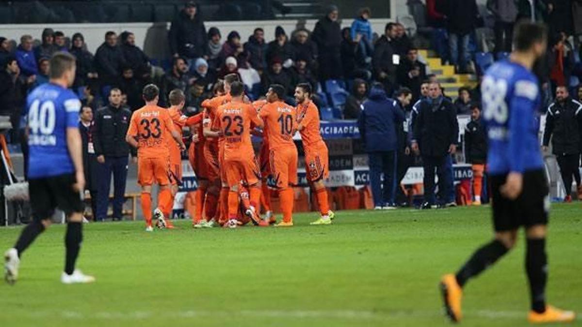Başakşehir zirve inşasına başladı!