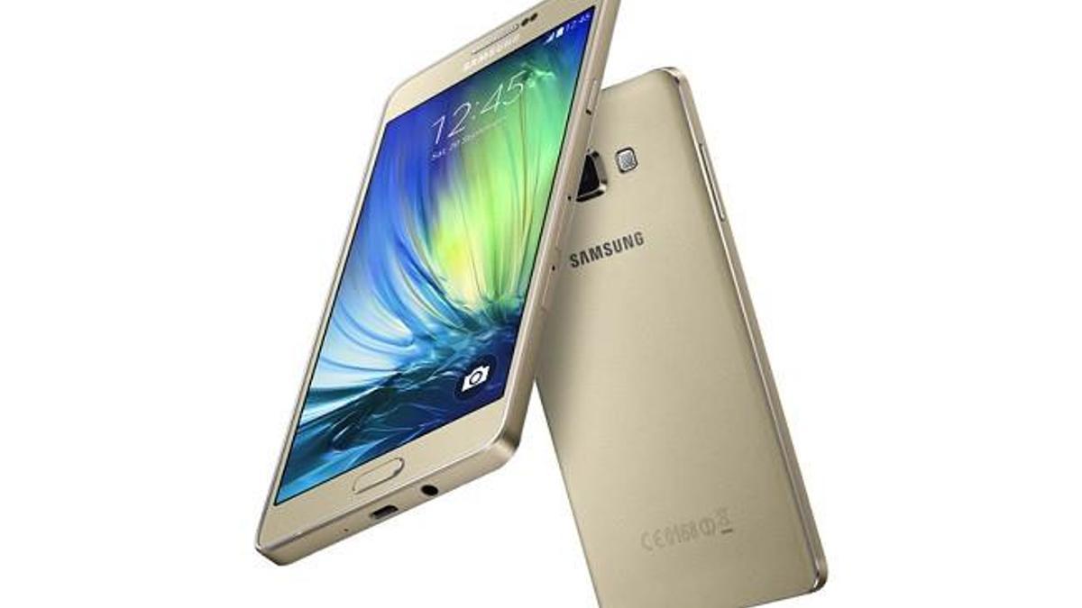 Samsung Galaxy A7 resmiyet kazandı