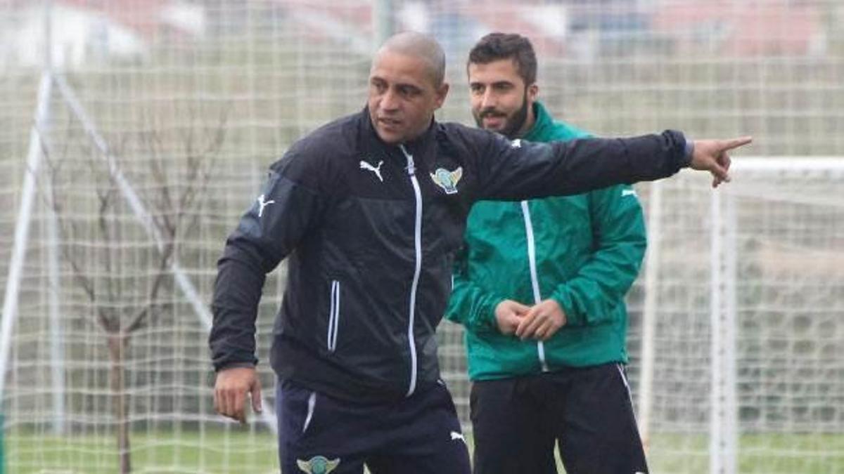 'Cicinho ve Aatıf'ı Akhisar'a getiririm'