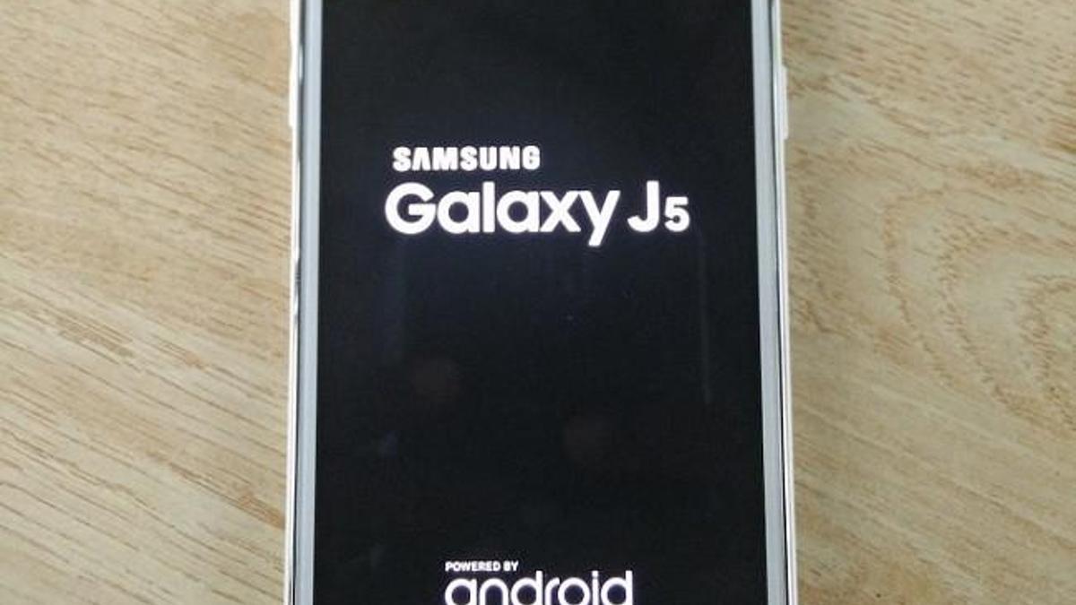 Samsung Galaxy J5 gün yüzüne çıktı