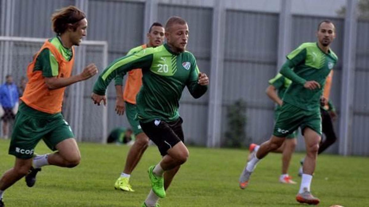 Bursaspor salonda çalıştı