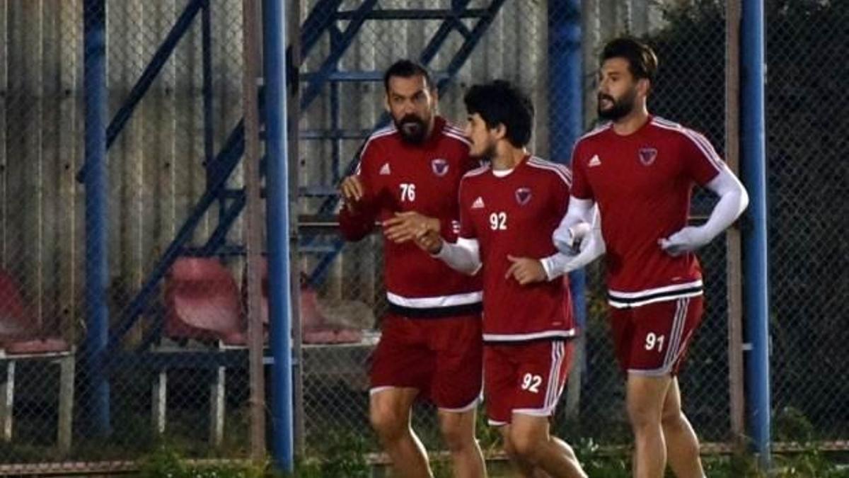 Oyuncular çıktı Korkmaz çıkmadı