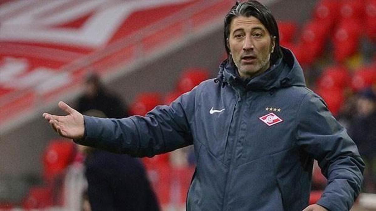 Murat Yakın pahalı geldi