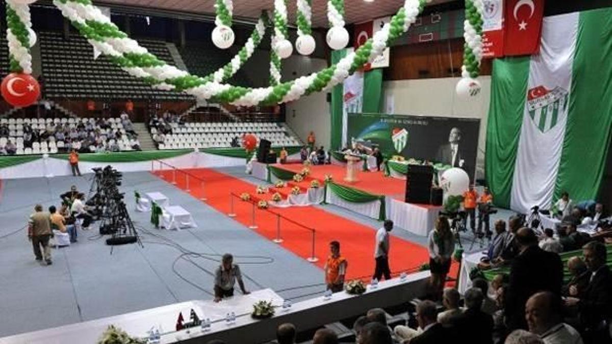 Bursaspor'da kriz sürüyor