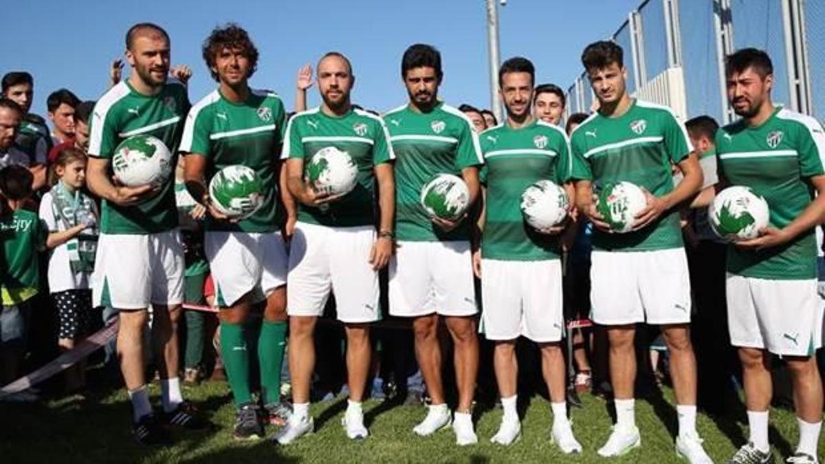 Bursaspor'da imza şov!