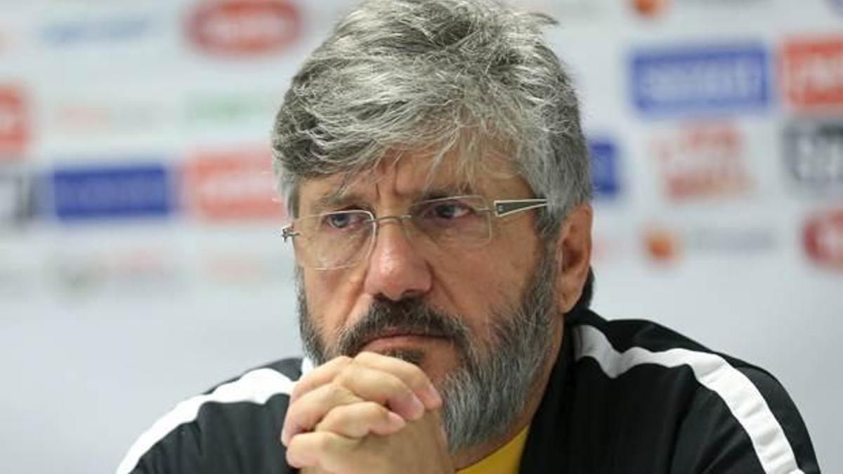 Akçay: "Benim için lig her şeyin önünde"