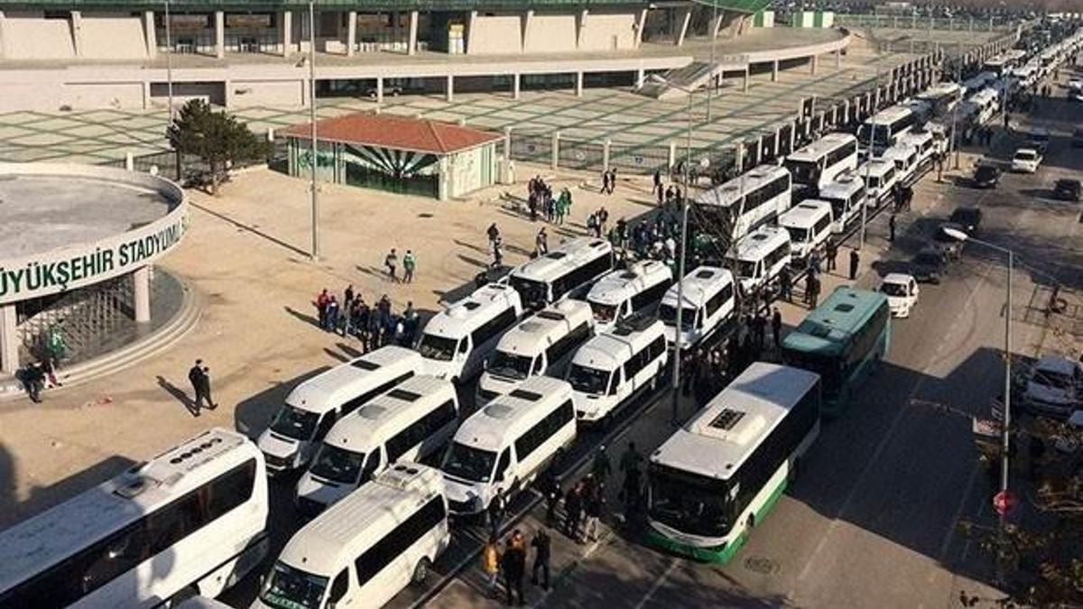 Bursa taraftarı İstanbul'a çıkarma yaptı
